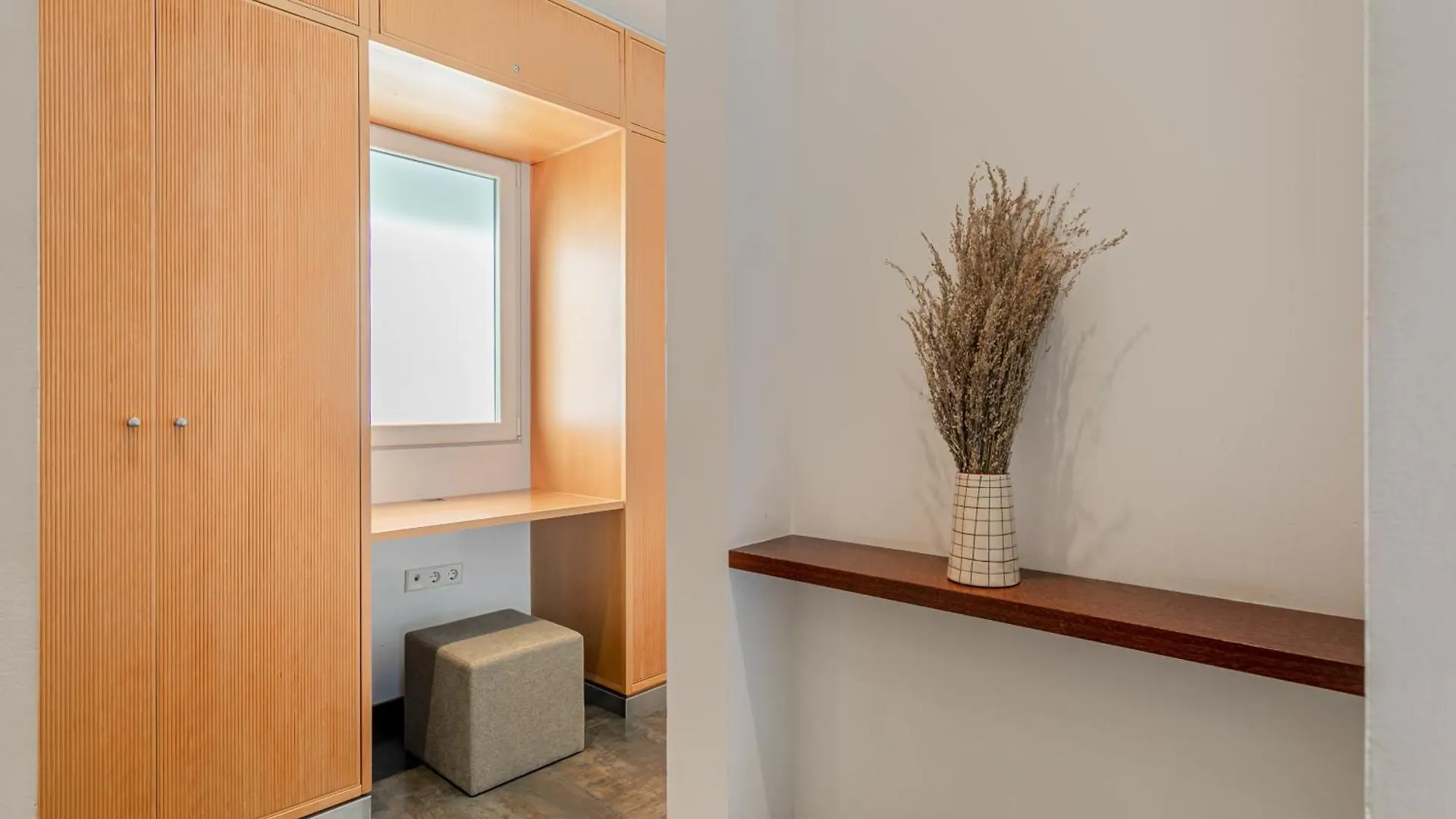 Stay U-Nique Apartments Eslava إشبيلية