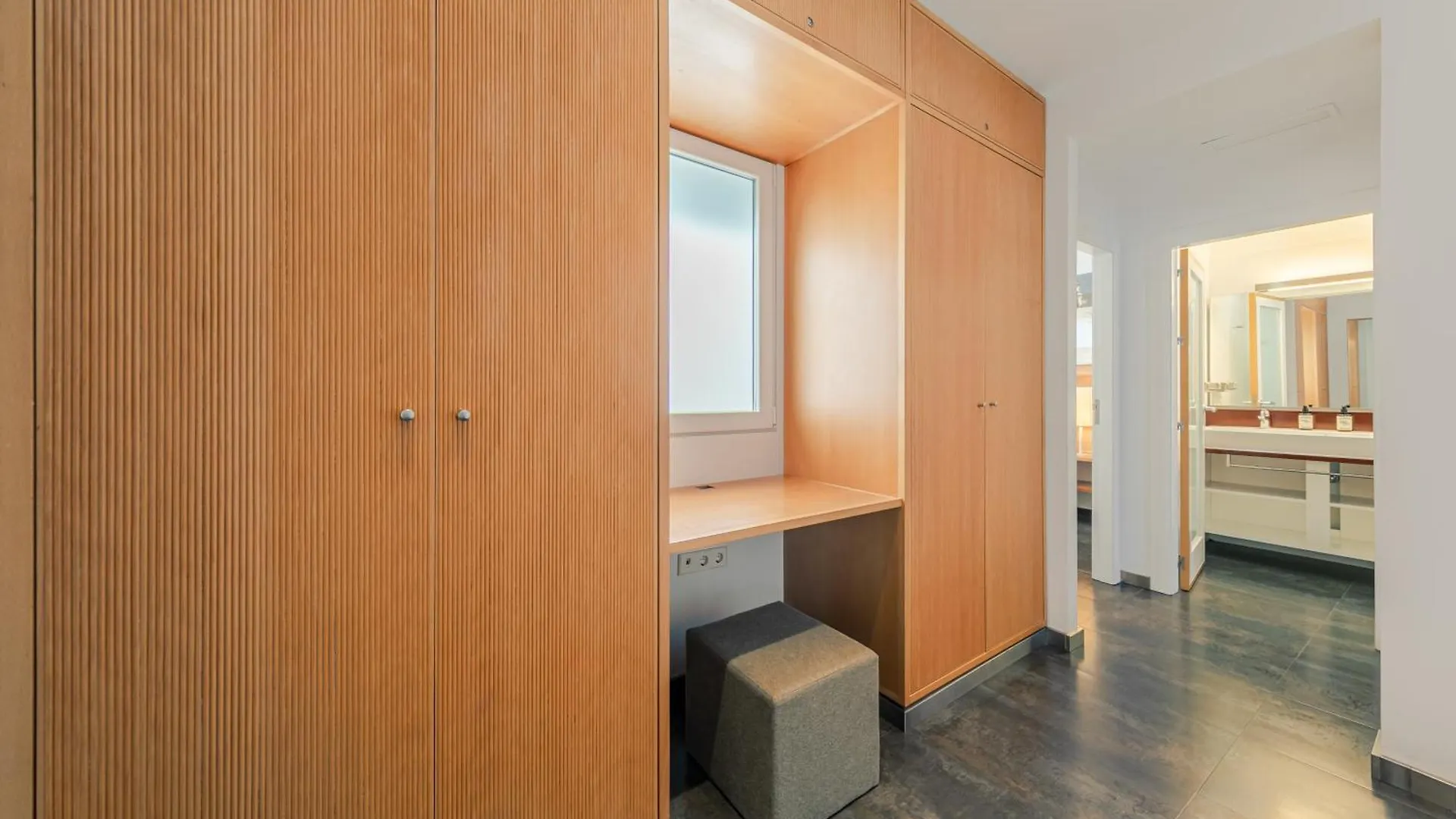 Stay U-Nique Apartments Eslava إشبيلية 0*,