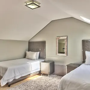 https://heritage-square-apartments.hotels-capetown.com